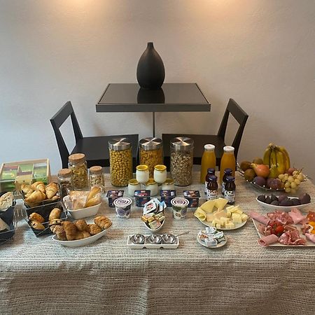 A Ca Du Barba Ge Bed & Breakfast Vallebona Luaran gambar