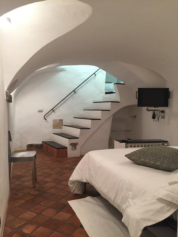 A Ca Du Barba Ge Bed & Breakfast Vallebona Luaran gambar